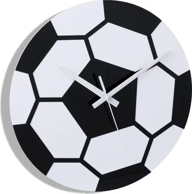 Produktbild von Relaxdays Wanduhr Fußball, Ø 30 cm, Fußballuhr Kinder, ohne Zahlen, Deko für Kinderzimmer & Jugendzimmer, schwarz/weiß