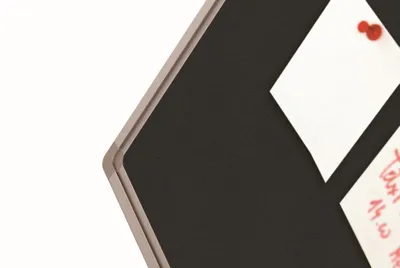 Productafbeelding van Kurk prikbord PRO – Aluminiumframe – Eenvoudige montage – Met punaises – Zwart – Prikborden – 90 x 180 cm