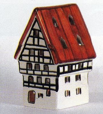 Porzellanhaus - Original Plazza Lichthaus 1618-Herberge