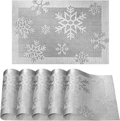 Produktbild von 6er Platzdeckchen weihnachtlich platzsets Tischmatten aus PVC Abgrifffeste Hitzebest?ndig Abwaschbar WeihnachtenTischsets (6er Platzsets, Weihnachtliche -Silber)