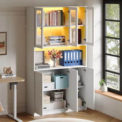 Immagine prodotto di okwish: Libreria in vetro con illuminazione a LED, armadio alto con ripiano aperto e passacavo, mobiletto per ufficio, armadio contenitore con tre ante per soggiorno e ufficio, colore bianco