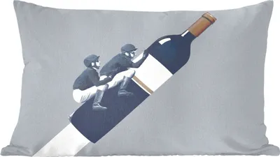 Produktbild von MuchoWow® Zierkissen Sofakissen Wohnzimmer Dekokissen 60x40 cm Flasche - Männer - Vintage - Kopfkissen - Polster mit Foto