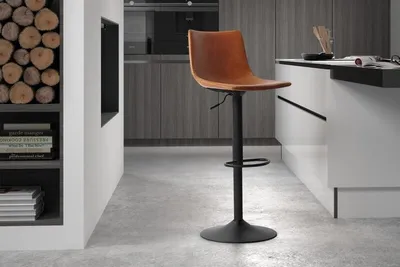 Immagine prodotto di Sgabello da bar stile vintage colore cognac. Collezione SOUL