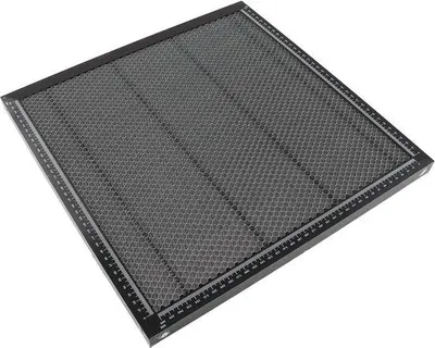 Immagine prodotto di Pannello da lavoro in alluminio 1575x1575 mm con superficie a nido d'ape, lavorabile con CNC