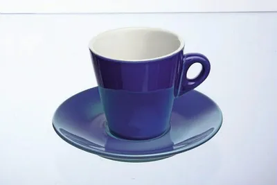 Produktbild von 4 Teetassen mit Untertassen Elegant in blau, aus Porzellan von Tognana