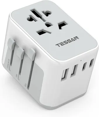 Produktbild von Reiseadapter Weltweit Reisestecker Adapter Weltweit mit 2 USB A und 2 USB C Universal Travel Adapter für DE USA UK AU