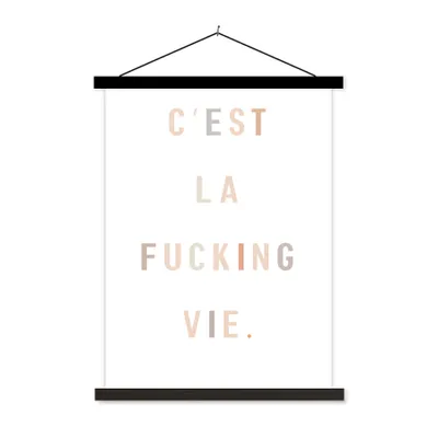 Produktbild von MuchoWow® Textilposter Text - Zitate - C'est la fucking vie - Leben 90x120 cm mit schwarzem Rahmen - Dekoration