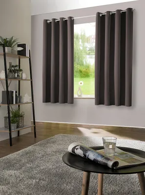 Produktbild von heimtexland ® Verdunklungsvorhang 1 Paar Verdunklungsgardinen Thermovorhänge Ösenschal  Grau-Braun HxB 145 x 135 cm