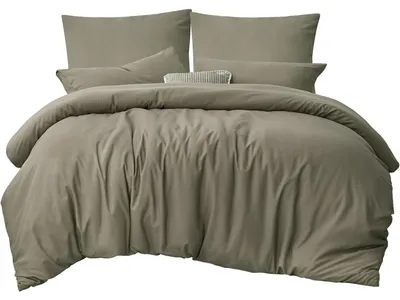 Zdjęcie produktu dla Komplet pościeli 3-częściowy, kolor taupe, rozmiar 220x240 cm, wykonany z mikrofibry, z zapięciem na zamek błyskawiczny