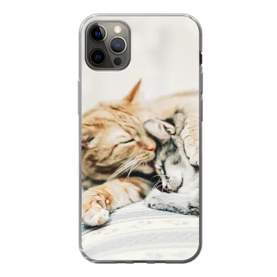 Produktbild von MuchoWow® Handyhülle Schutzhülle Hülle für iPhone 12 Pro Max Katzen - Sofa - Wohnzimmer Silikon Softcase Handy Hülle - Hartschale