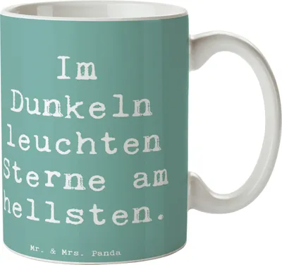 Produktbild von Mr. & Mrs. Panda Becher Spruch Angst vor Dunkelheit überwinden - Meeresbrise - Geschenk, Zuversicht, Ermutigung in schweren Zeiten, Trostspende, Mutmacher, Kaffeetasse