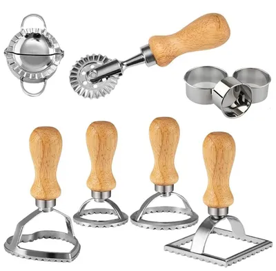Ravioli-Ausstecher-Set 5-teilig mit Holzgriff, rund, herz, quadratisch