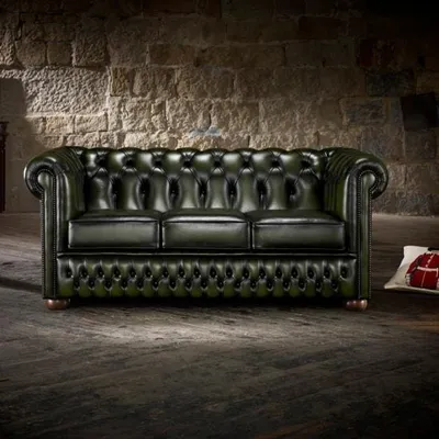 Image de Canapé 3 places, choix de couleurs, style Chesterfield, idéal pour le salon