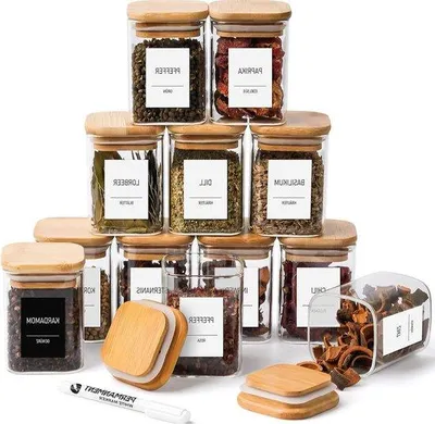 Produktbild von Famanu Kräuterbehälter Set 12 Stück - mit Holzdeckel und 279 Etiketten - 180 ml - 6 x 6 x 8,5 cm