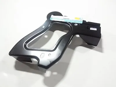 Image de VOLVO C30 C70 S40 V50 œilleton avant gauche OE 31301384