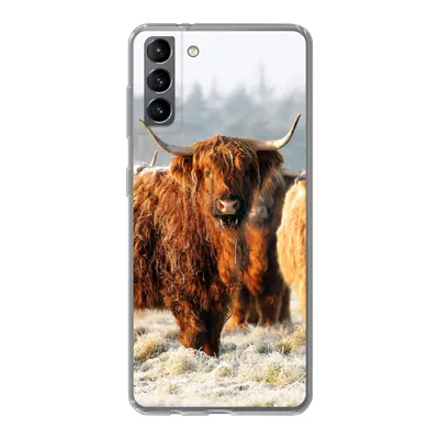 Produktbild von MuchoWow® Handyhülle Schutzhülle Hülle für Samsung Galaxy S21 Plus Schottische Highlander - Schnee - Wald Silikon Softcase Handy Hülle - Handy-Tasche