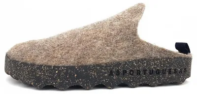 Image de Asportuguesas. Chaussures de ville pour hommes. Pantoufles. Mocassins. Couleur : marron. Style : décontracté
