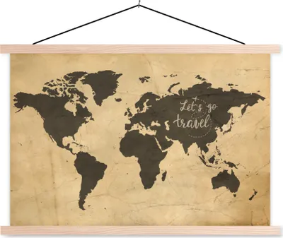 Produktbild von MuchoWow® Textilposter Weltkarte - Vintage - Zitat 120x80 cm mit holzfarbenen Rahmen - Aufhängeset