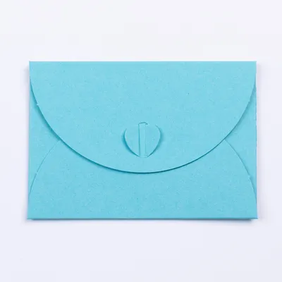 Produktbild von 50 x PresentFill® Mini Briefumschläge mit Herzverschluss - Azur Blau