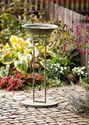 Image de Bain d'oiseaux "Flora" en métal avec support, look antique, bain d'oiseaux résistant à l'hiver & au gel, mangeoire, bol d'eau debout, décoration de balcon & jardin pour l'extérieur,