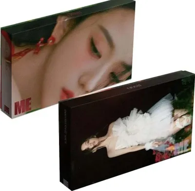Produktbild von Jisoo - Me (Random Version) (CD)