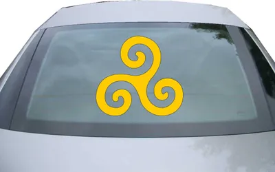 Produktbild von Indigos UG - Aufkleber Heckscheibe & Motorklappe DE2459 - gold - 600x549 mm - Triskele - Auto Scheiben Fenster Heckklappe Tuning Racing JDM - Die cut