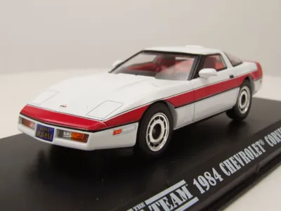 Immagine prodotto di Greenlight Collectibles 86517 Chevrolet Corvette C4 1984 bianca e rossa, serie TV "A-Team", scala 1:43
