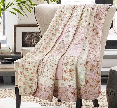 Produktbild von Famanu Bettüberwurf 100% Baumwolle - Blumenmuster