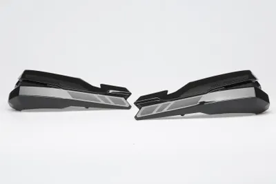 Immagine prodotto di Protezioni per le mani KOBRA SW-MOTECH nere, vendute in coppia senza kit di montaggio