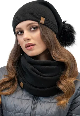 Immagine prodotto di Set di berretti alla moda da donna Vivisence con pompon ecologico e sciarpa a due pieghe con passanti abbinata, ideale per le fredde giornate invernali, nero, taglia unica