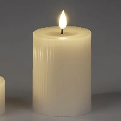 Produktbild von LED Kerze STREIFEN H. 10cm D. 7,5cm creme mit Timer Formano