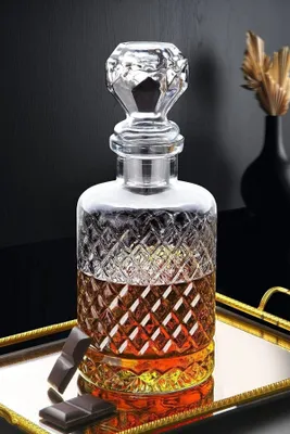 Glaskaraffe mit Deckel, handgefertigt, 1250 ml, Diamantdeckel