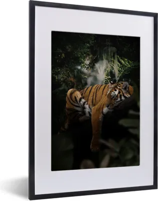 Produktbild von MuchoWow® MuchoWow® Gerahmtes Poster Tiger - Dschungel - Baum 30x40 cm - Poster mit zchwarzem Bilderrahmen - Wandposter Schlafzimmer