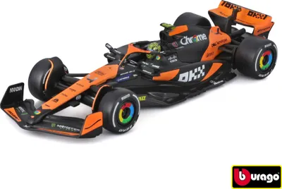 Imagen del producto de Bburago 1:43 Race Formula F1 - Mclaren F1 Team Mcl38 (2024) #4 Senna Edition con piloto y decoración