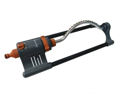 Produktbild von Primaster Viereckregner mit 18 Düsen & Ständer