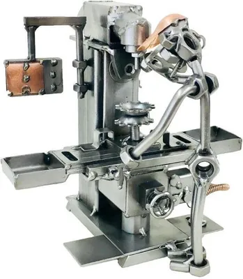 Zdjęcie produktu dla Ręcznie wykonana metalowa figurka frezarki z śrub