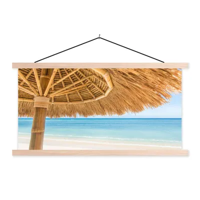 Produktbild von MuchoWow® Textilposter Sonnenschirm - Strand - Meer - Tropisch 150x75 cm mit holzfarbenen Rahmen - Plakate