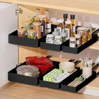 Obrázek produktu pro Organizér do skříněk – výsuvná zásuvka – do kuchyňských skříněk a spíží – pod dřez – plast – velikost M – černá
