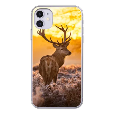 Produktbild von MuchoWow® Handyhülle Schutzhülle Hülle für iPhone 11 Hirsche - Tiere - Sonnenuntergang - Winter - Heidekraut - Natur Silikon Softcase Handy Hülle - Handytasche