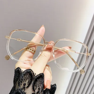 Produktbild von PACIEA Lesebrille Blaulichtfilter Quadratische Anti-Müdigkeit Computer Gaming Schutz für Damen Gelb +300