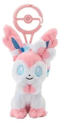 Produktbild von Pokémon Center Feelinara (Sylveon) Abenteuer-Partner Plüsch-Schlüsselanhänger