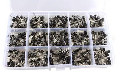 Transistor-Sortiment 15 Typen TO-92 NPN PNP 600 St.