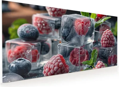 Produktbild von Küchenrückwand Spritzschutz Glas mit Motiv Gefrorene Beeren 40 x 40 cm