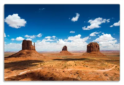 Produktbild von Wallario Frühstücksbrettchen aus Glas 20 x 30 cm mit rutschfesten Füßen, Motiv Monument Valley