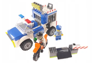 Produktbild von LEGO® - Juniors, Polizei auf Verbrecherjagd; 10735