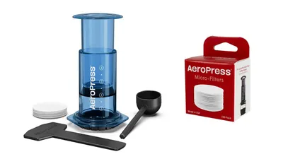 Produktbild von AeroPress Vorteilsset Coffee Maker Clear Blau + 350 Mikrofilter