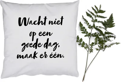 Produktbild von MuchoWow® Zierkissen Sofakissen Wohnzimmer Dekokissen 40x40 cm Text - Zitate - Warte nicht auf einen guten Tag, mach ihn zu einem - Foto Kissen - Schlafzimmer Dekoration