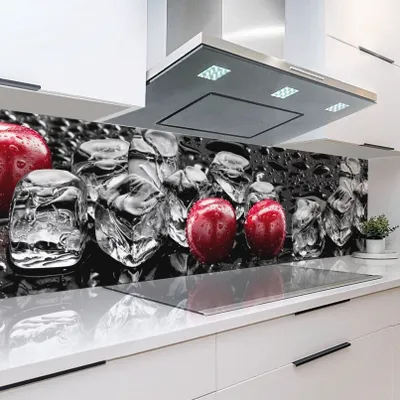 Produktbild von Küchenrückwand Wandverkleidung ABS-Platte | Hochwertig, wasserfest, kratzest, pflegeleicht | für alle Räume| Eiswürfel und Kirschen 60x100cm