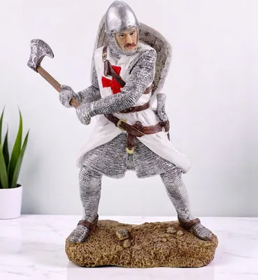 Produktbild von Kremers Schatzkiste Tempelritter Figur mit Axt und Schild Handbemalt 19 x 17 cm