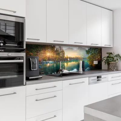 Produktbild von Dedeco Küchenrückwand Motiv: Berge V2, 5mm Hartschaum Kunststoffplatte PVC als Spritzschutz Küchenwand Wandschutz wasserfest, inkl. UV-Lack matt, alle Untergründe, 220 x 60 cm